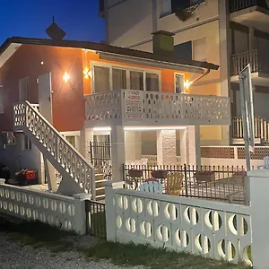 Luna Villa